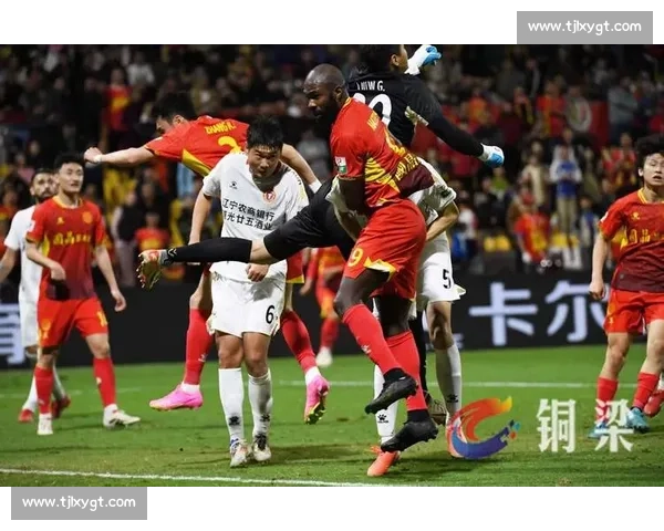 工体嘘声里,听见辽宁冲超的呐喊 工体嘘声里,听见辽宁冲超的呐喊