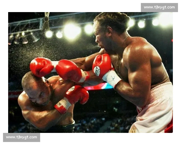 刘易斯VS里迪克鲍巅峰对决重量级拳坛宿命较量史诗回顾全景解析