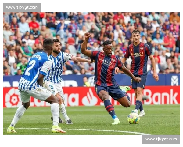 伯纳乌焦点之战皇家马德里迎战瓦伦西亚争夺西甲关键三分赛季走势